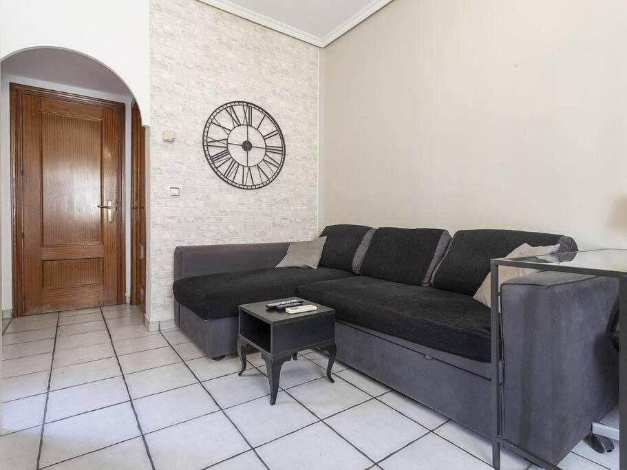 Apartamento A 10 Minutos De Atocha Apartment Madrid Luaran gambar